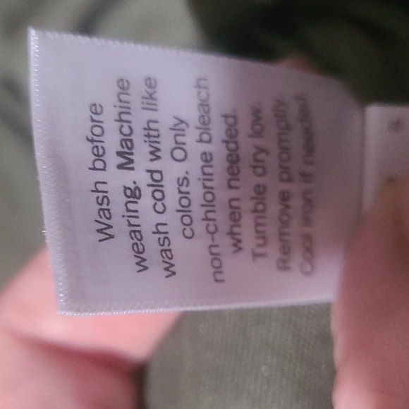 Puff sleeve baby doll dress - Picture 8 of 8